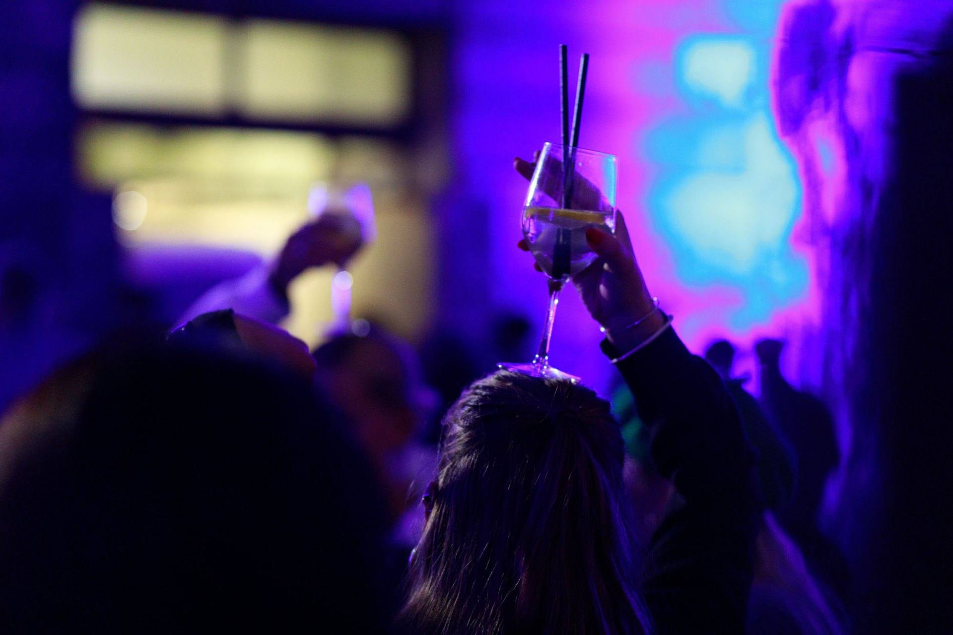 Das Publikum im Licht der Afterparty
